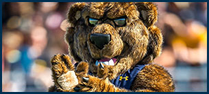 Close up of Klawz clapping.