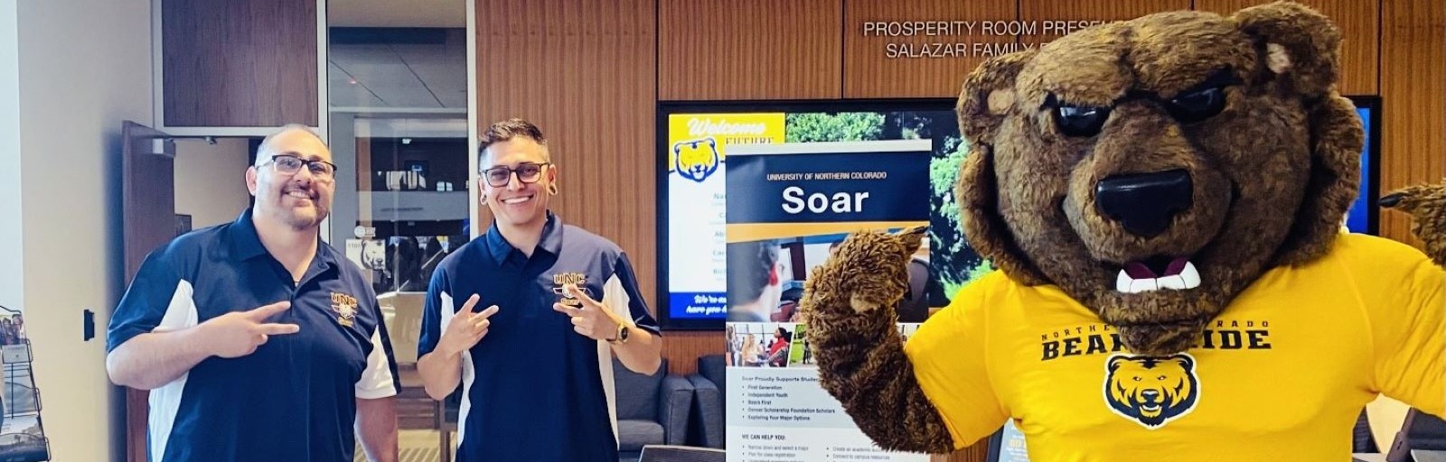 staff w_klawz mascot